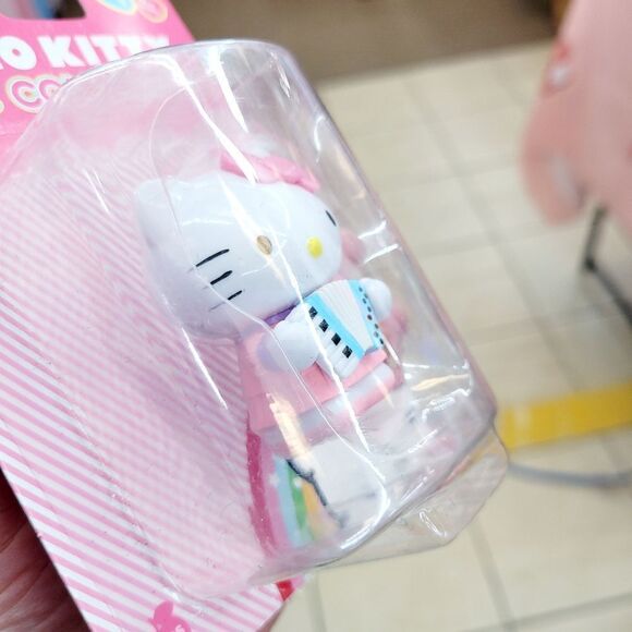 Brand New Sanrio Hello Kitty Music Collection Figure - Picture 3 of 7